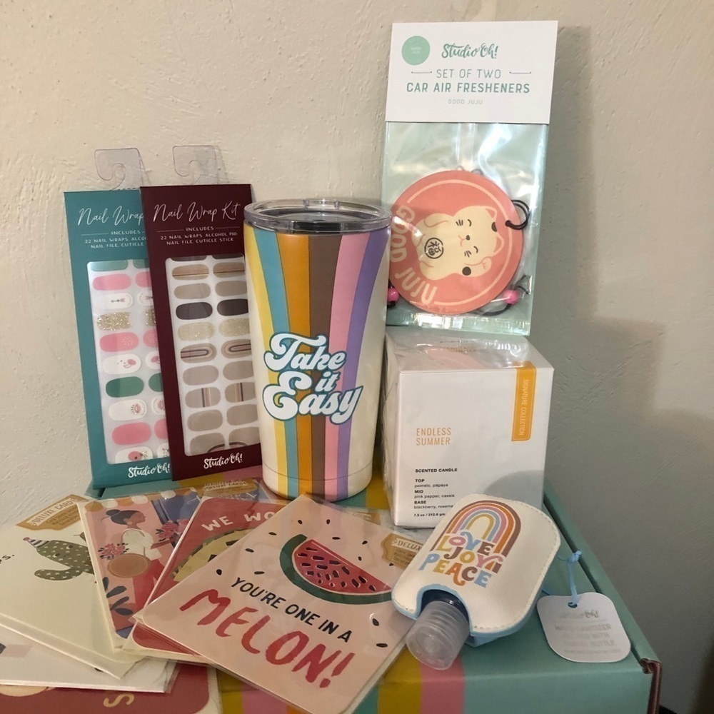 Francesca’s Gift Box
